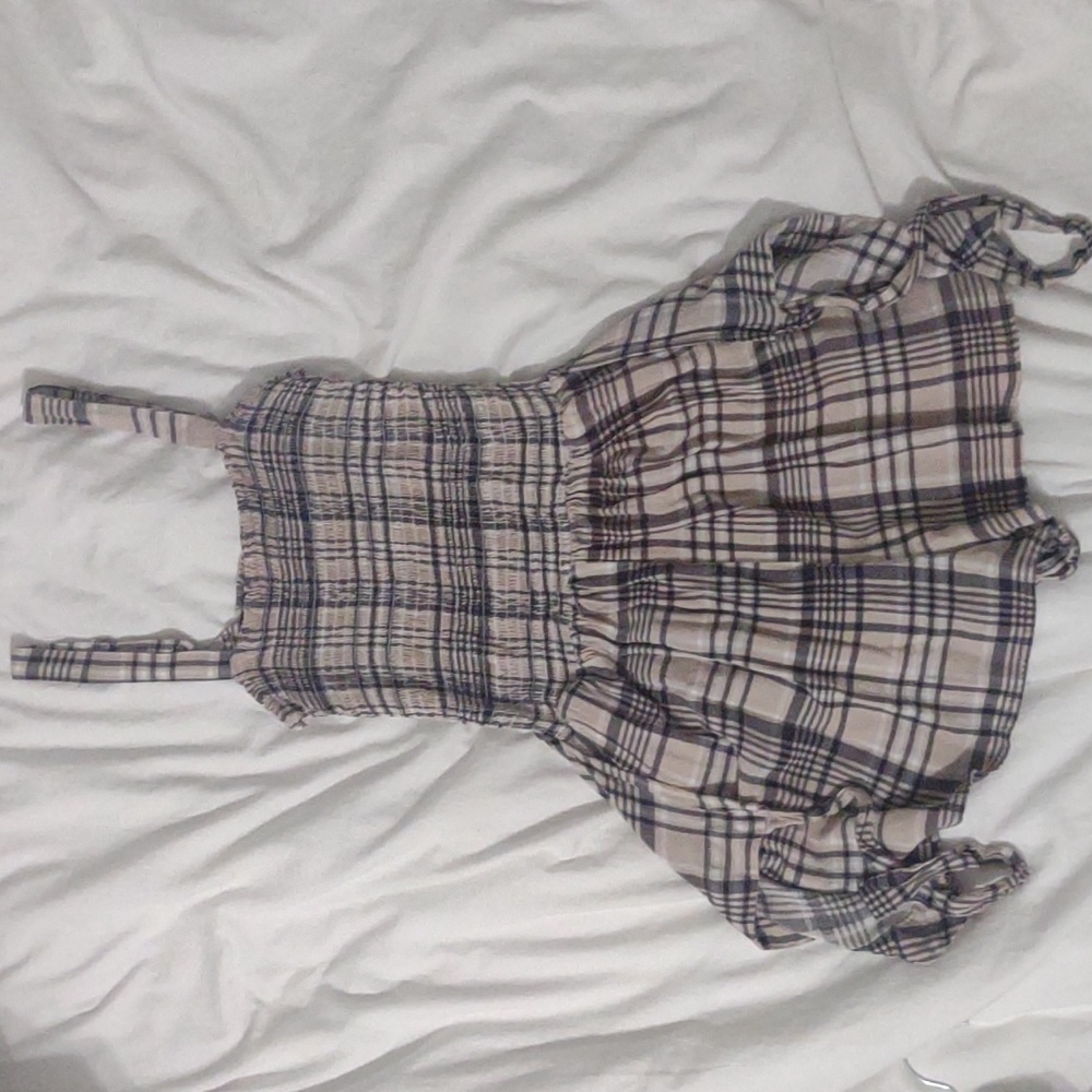 Kids skort style romper (size: M)